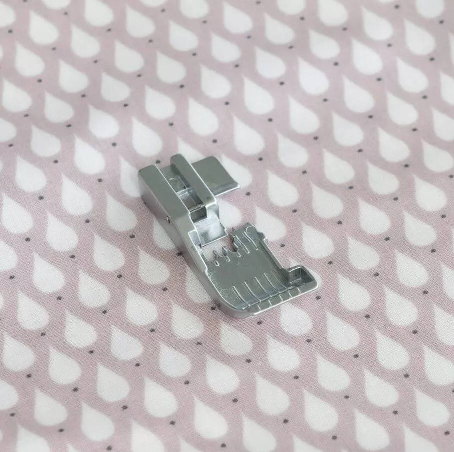 Teflonfot med flat såle til BabyLock