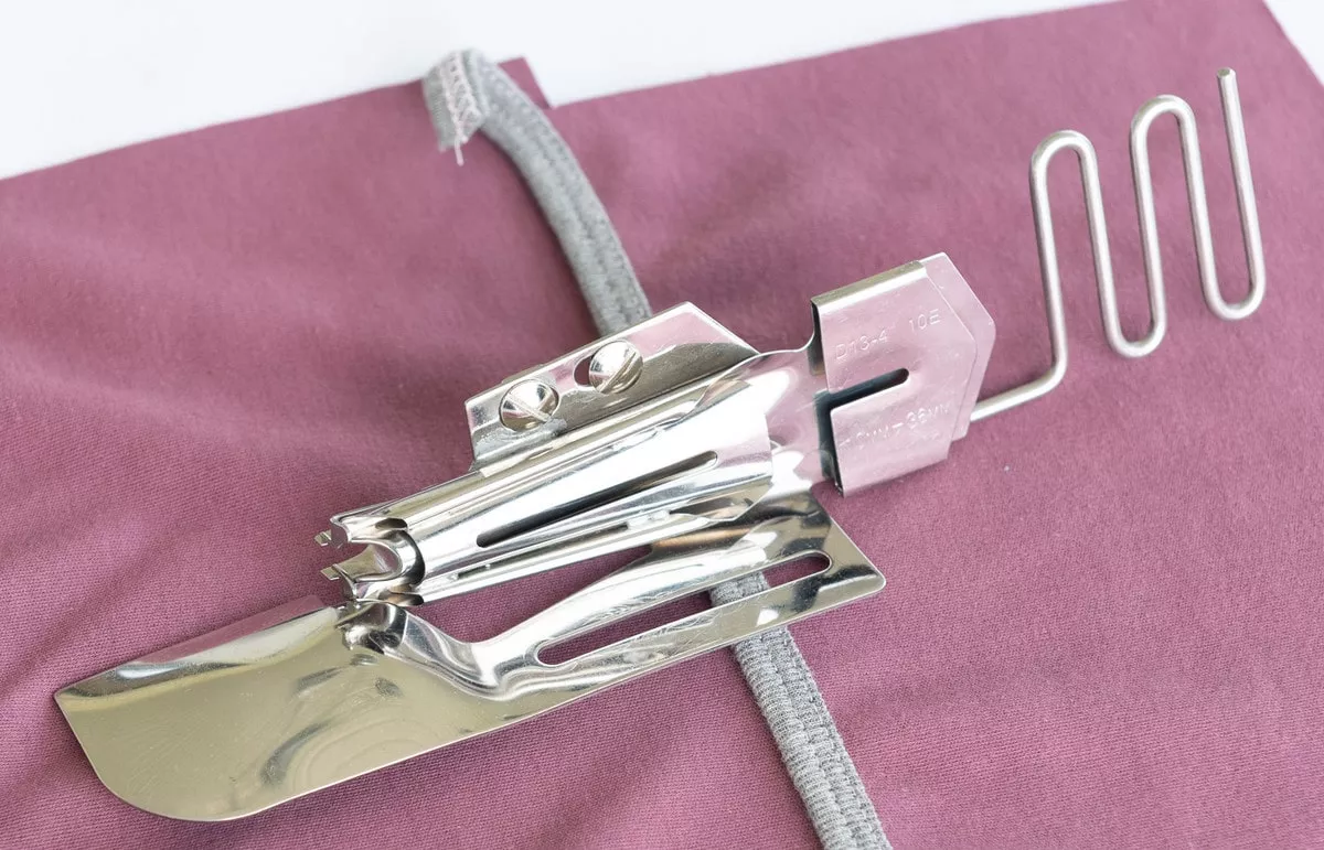 Kantebåndsapparat for stretch til BabyLock