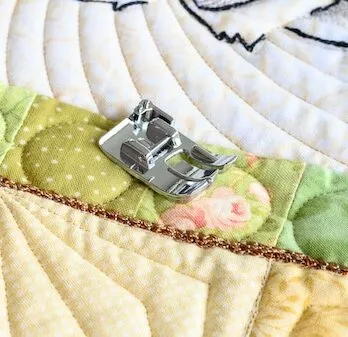 1/4 inch fot uten guide til Janome symaskin